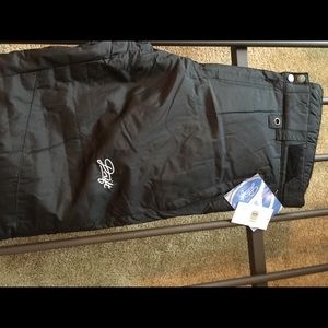 Young men’s black snow pants size m and l